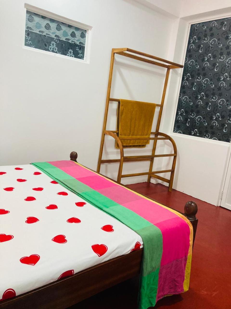 Robert Inn Dambulla Exteriör bild